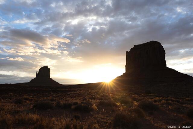 Sunrise Between the Buttes print